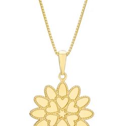 14kt Yellow Gold Flower Pendant