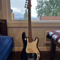 Vintage Lotus P Style 4-String Bass Black 