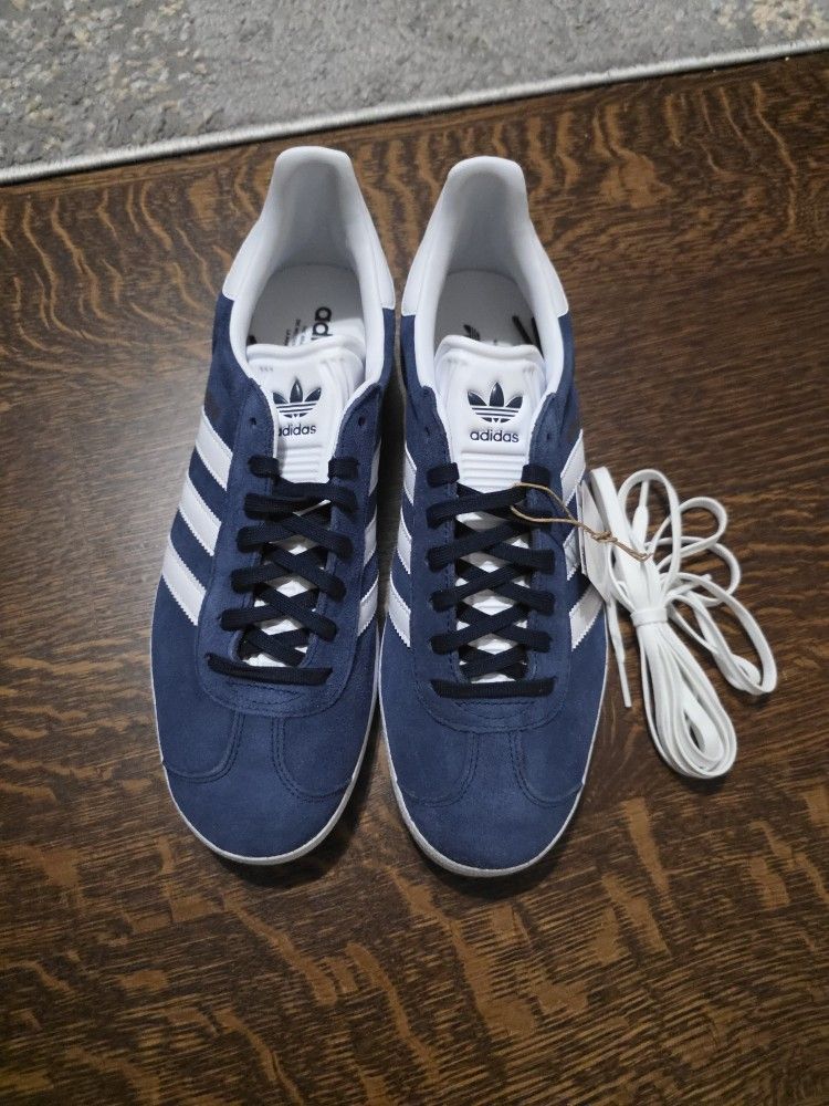 Adidas Gazelle Size 9.5