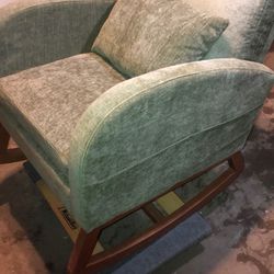 Brand New With The Box Vingli Rocking Chair