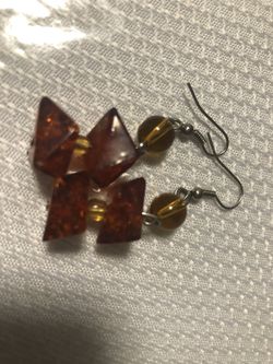 Amber Earring 