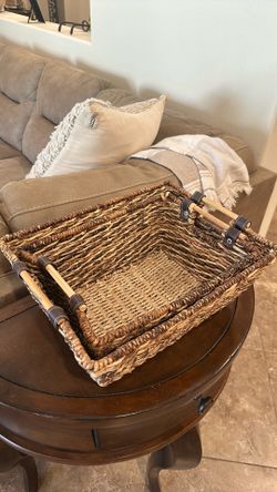 Set of 2 Woven Nesting Storage Baskets with Wood Handles