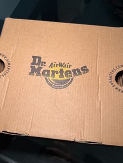 Dr. Martens 1460 T Black Patent Leather Boots Kids Size 7 – Original Box