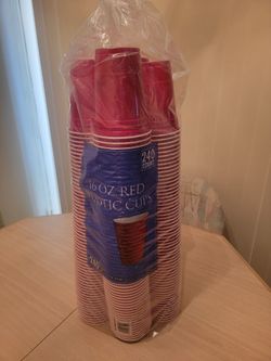 16 OZ Red Plastic Cups