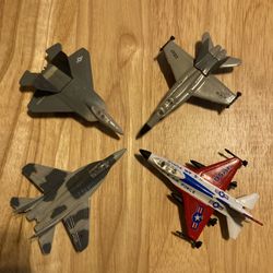 Military Plane Diecast Lot-Lot Of 4