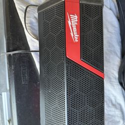Milwaukee Portable Speaker 