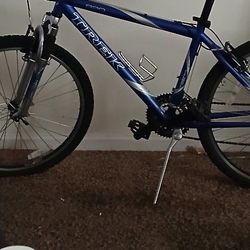 Trek 820 Mountain Bike