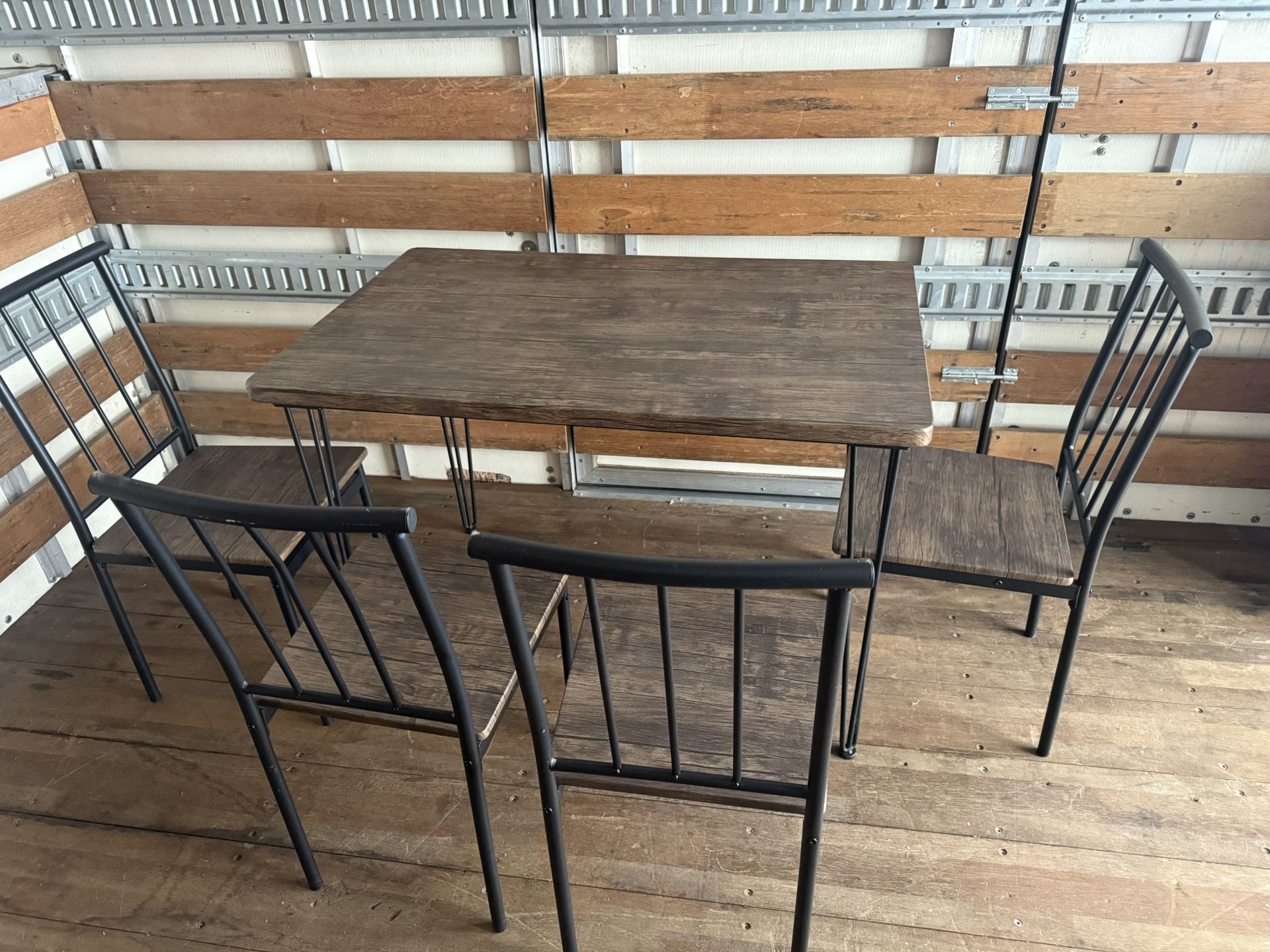 Dining Table With 4 Chairs