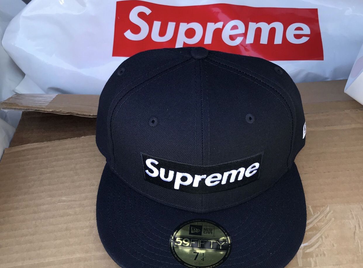 BRAND NEW SUPREME BOX LOGO NEW ERA HAT NAVY 7 1/4