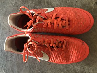Nike soccer women’s size 7