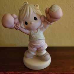 Precious Moments Figurine 
