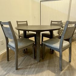 Round Wood Dining Table with 4 Chairs – Modern Farmhouse Style