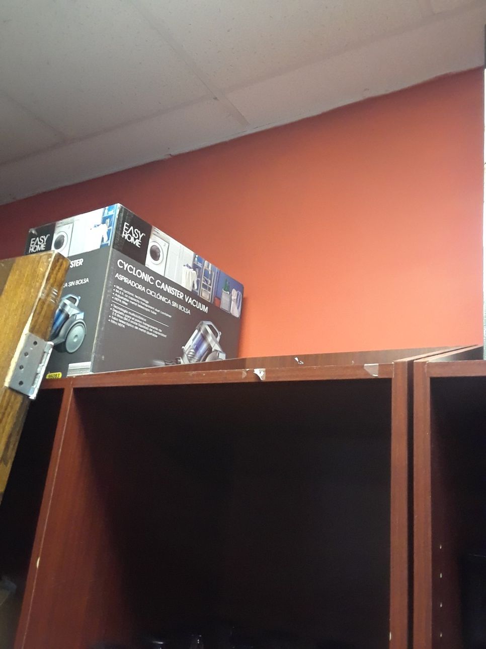 Tv's computers appliances on sale store closing
