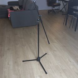 Professional Microphone Stand – Adjustable – Excellent Condition