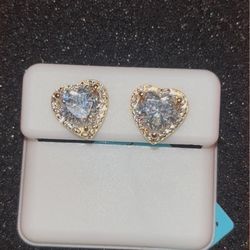✨Silver earrings ❤️💎 Aretes corazon
