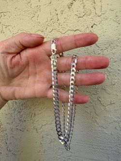 Men’s necklace