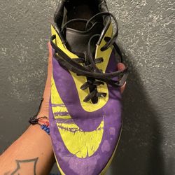 Hyper venom Cleats