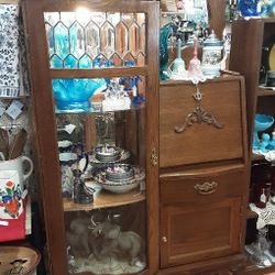 Honey Oak Curio Cabinet-Located In Shelton 