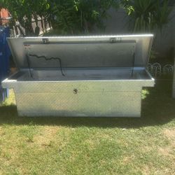 Toolbox For Trucks       Caja De Herramienta  