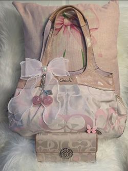 HTF Y2K Coach Lexi Shoulder Bag & Matching Wallet