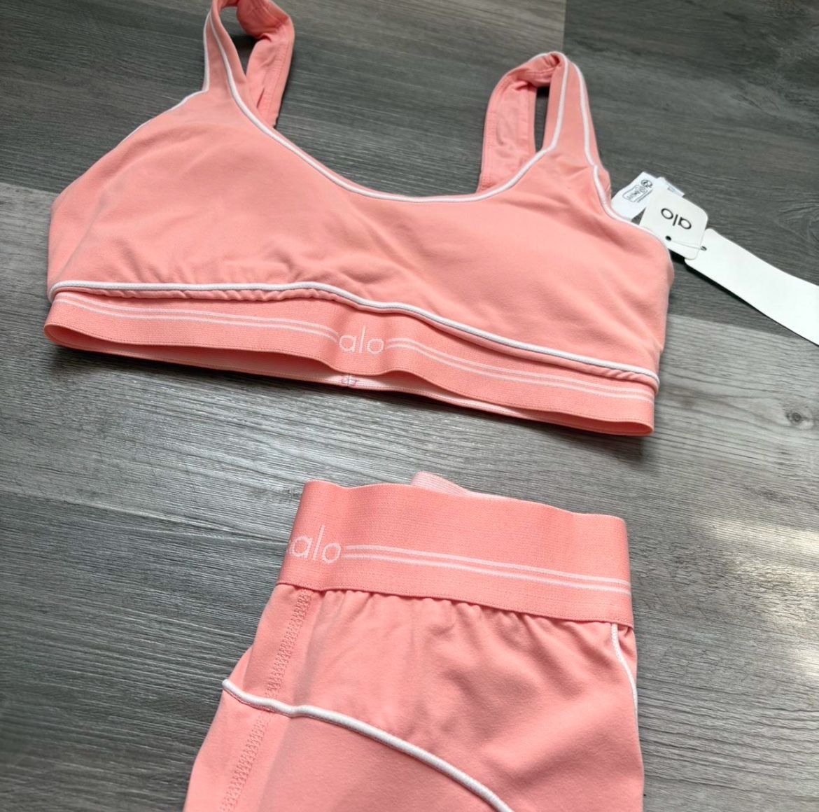 Pink Alo Airlift Set