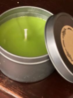 Handmade Scented Candle – Green Serenity