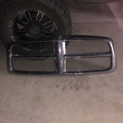 2005 Dodge Ram Original Grill