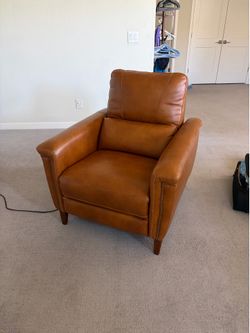 Recliner leather chair