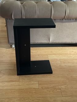 Black C-Shape Side Table
