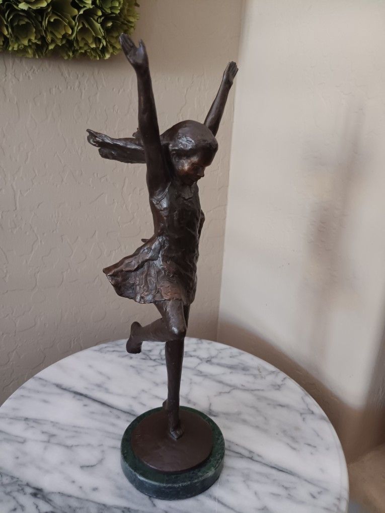 $39 Bellissimo Statue "The Dance" 15" Tall. Bronze Color Polyresin. The Base looks like Marble.