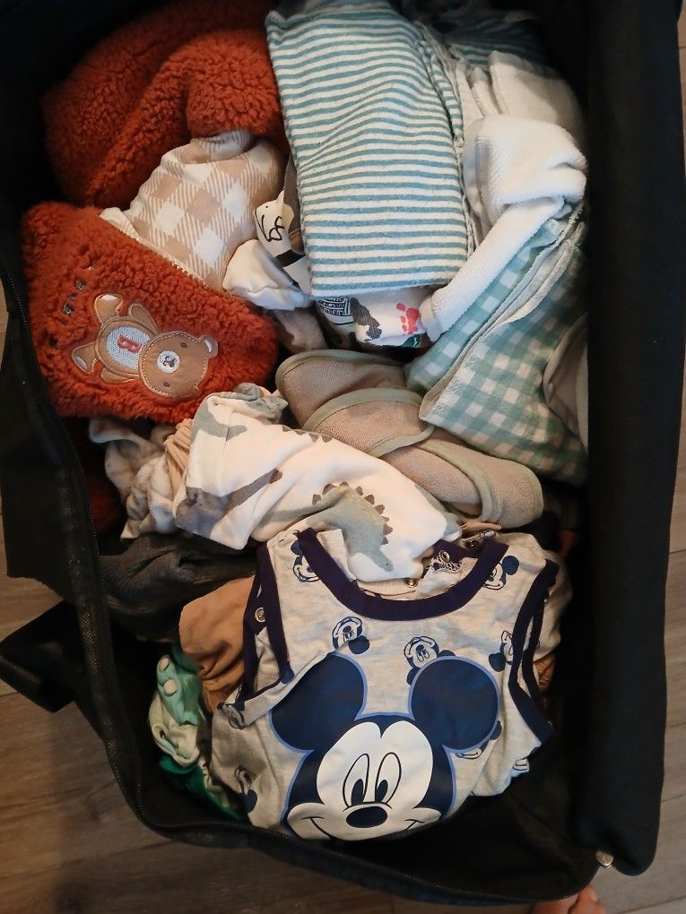 XL Bag Of 18 Month Baby Boys Clothes And Stuff