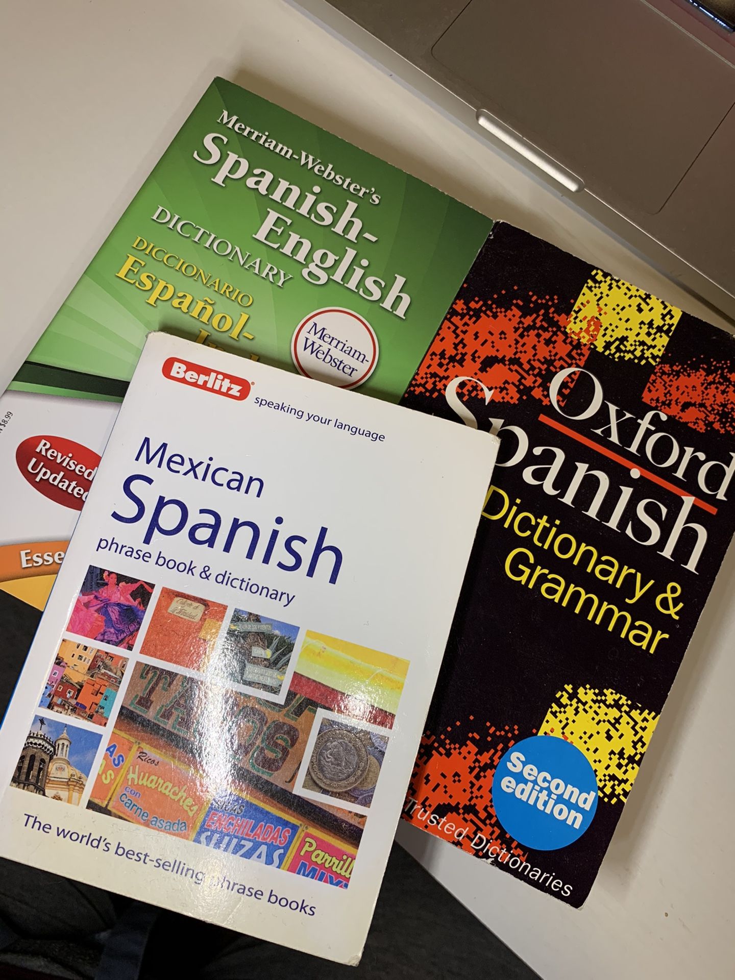 Spanish Dictionaries & Phrase Books