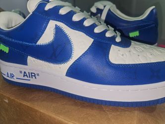 Louis Vuitton Nike Air Force 1 Low
By Virgil Abloh White Royal