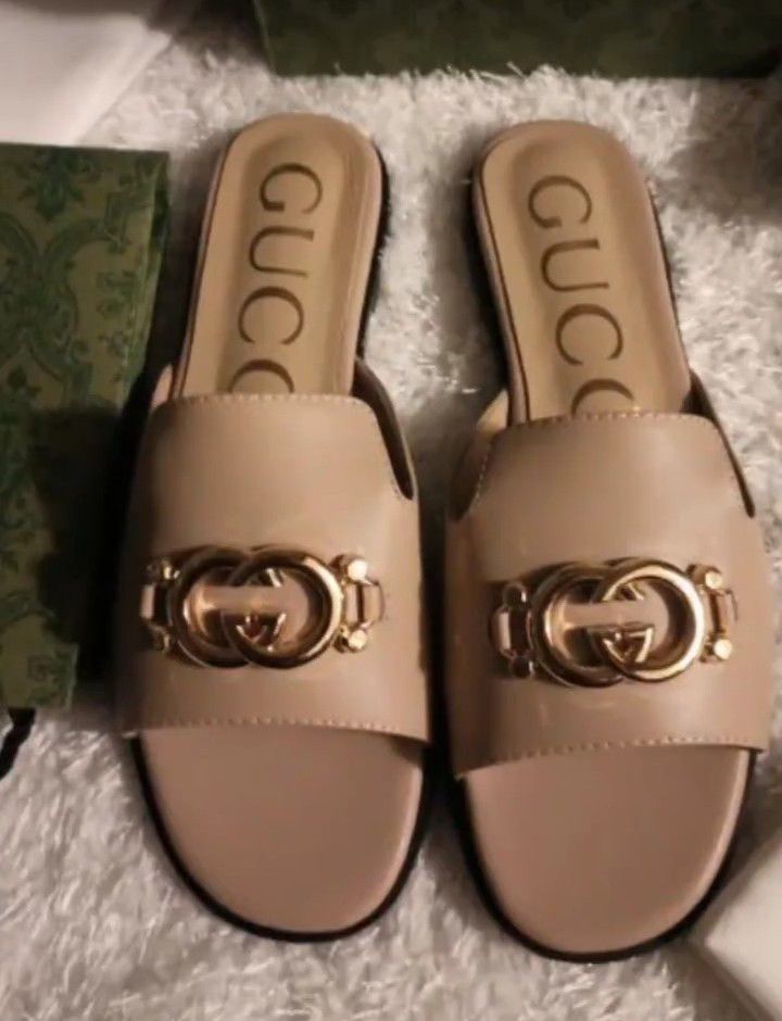 Gucci Sandals Size 9 