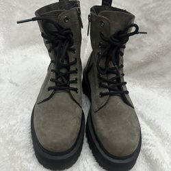 Dr. Martens Sinclair Platform Boots - Grey Leather, Women’s Size 6