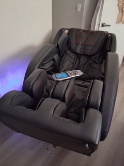 Iron Man Massaging Chair