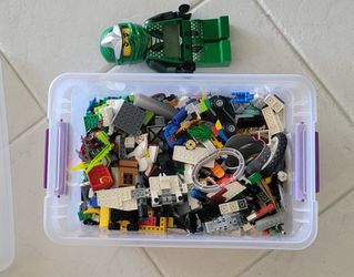 Assorted Legos