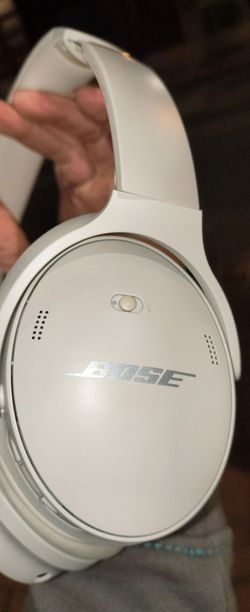 Bose Quiet Comfort   **priced WAY under others listed