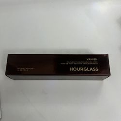 Hourglass Foundation Stick Vanish™ Seamless Finish Warm Beige. 