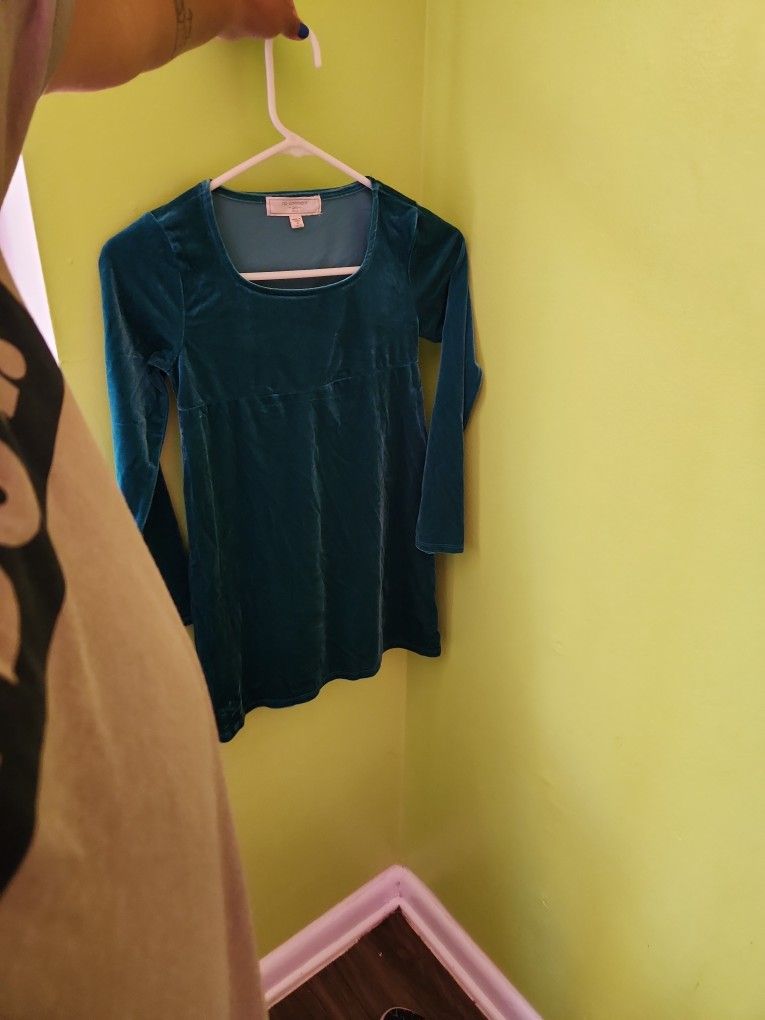 Dress For Girls Size 10/12small Size Aprox 7/8