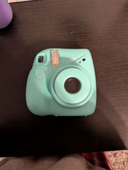 Polaroid Camera Instax Mini 7+