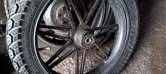2 Tires 14x 2 .125 Jetson Electric Rim & TIRE