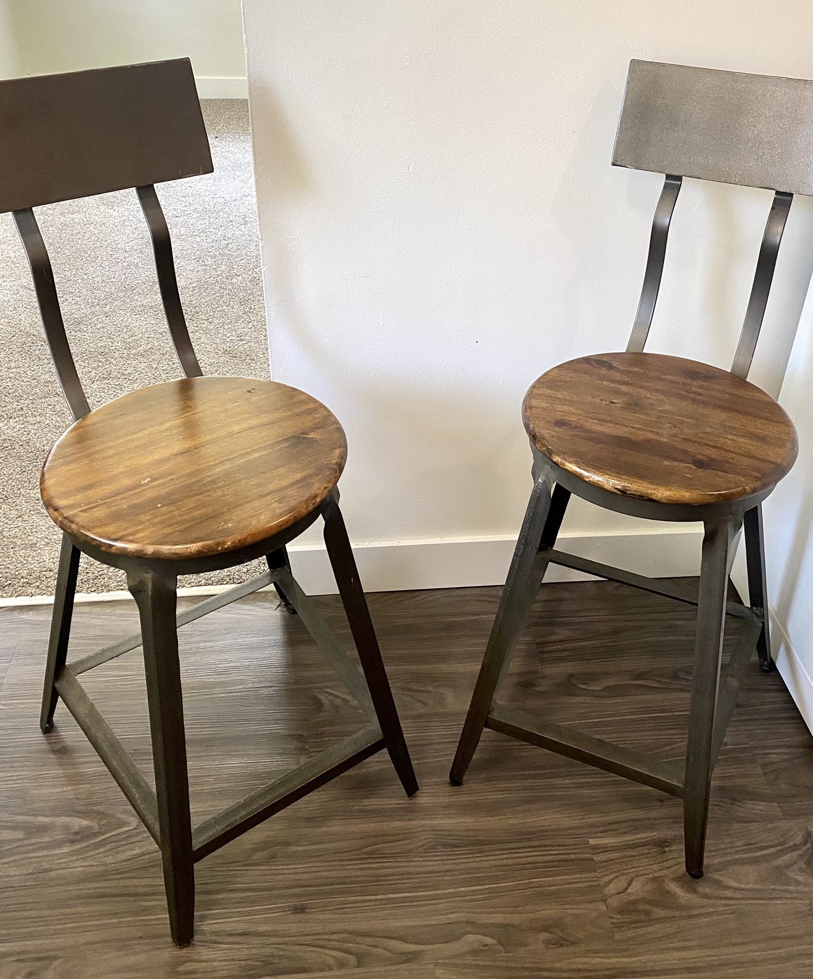 World Market Counter Height Bar stools for Sale in Lakewood CA