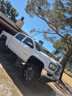2018 GMC Sierra