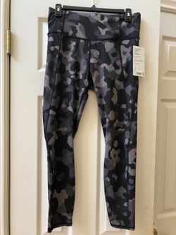 Athleta Lighting Camo 7/8 Tight