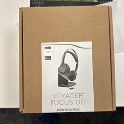 Plantronics - Voyager Focus UC Headset
