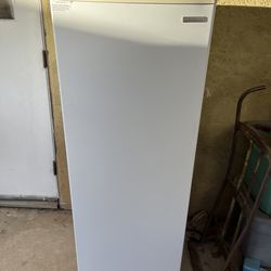 Insignia Upright Freezer