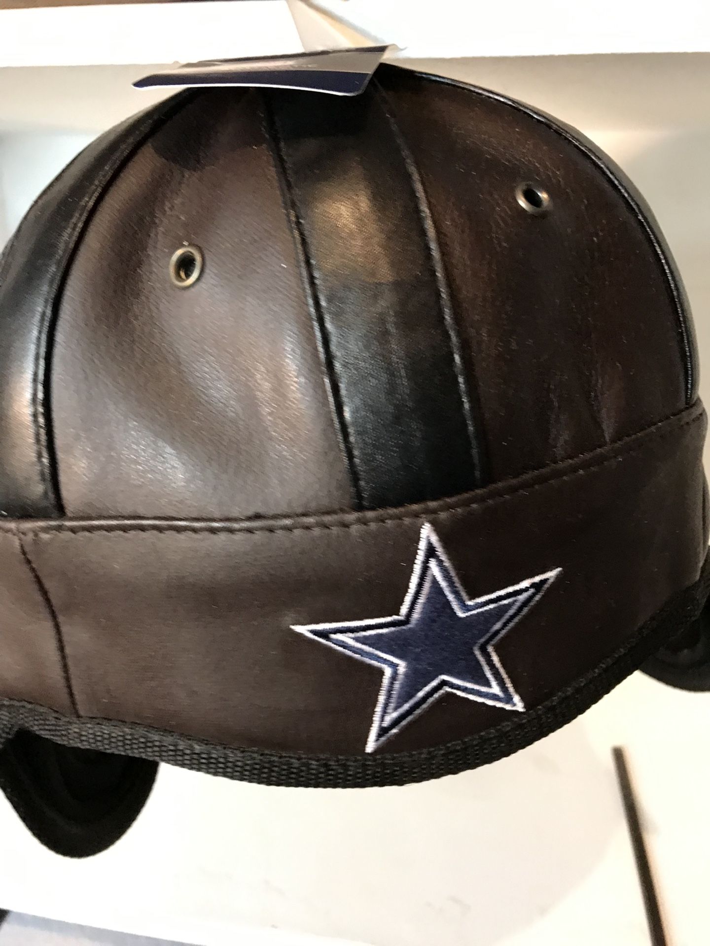 The Dallas Family  Throwback Retro Beer Helmet Doggo - Vintage