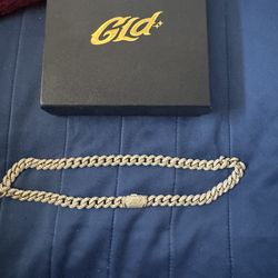 GLD Cuban Link Chain