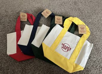Trader Joe’s Mini Tote Bag Set Green Yellow Red Blue Brand New